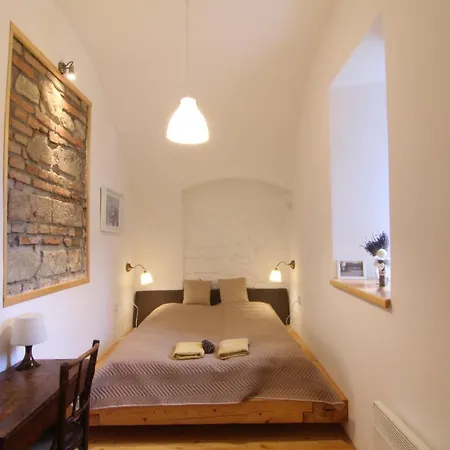 Tri Klenby Διαμέρισμα Kremnica